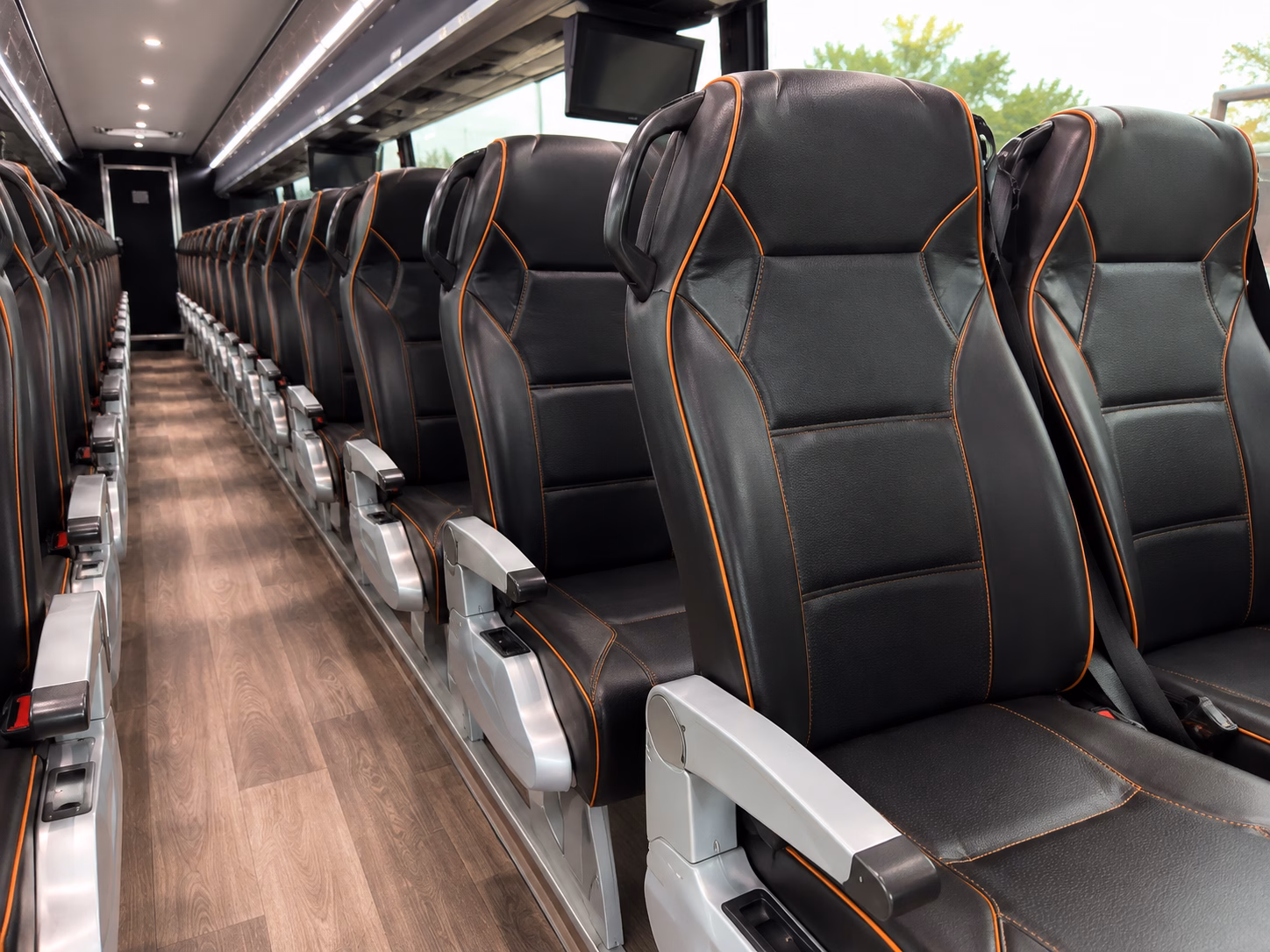 airport transfers between dca falls church and arlington