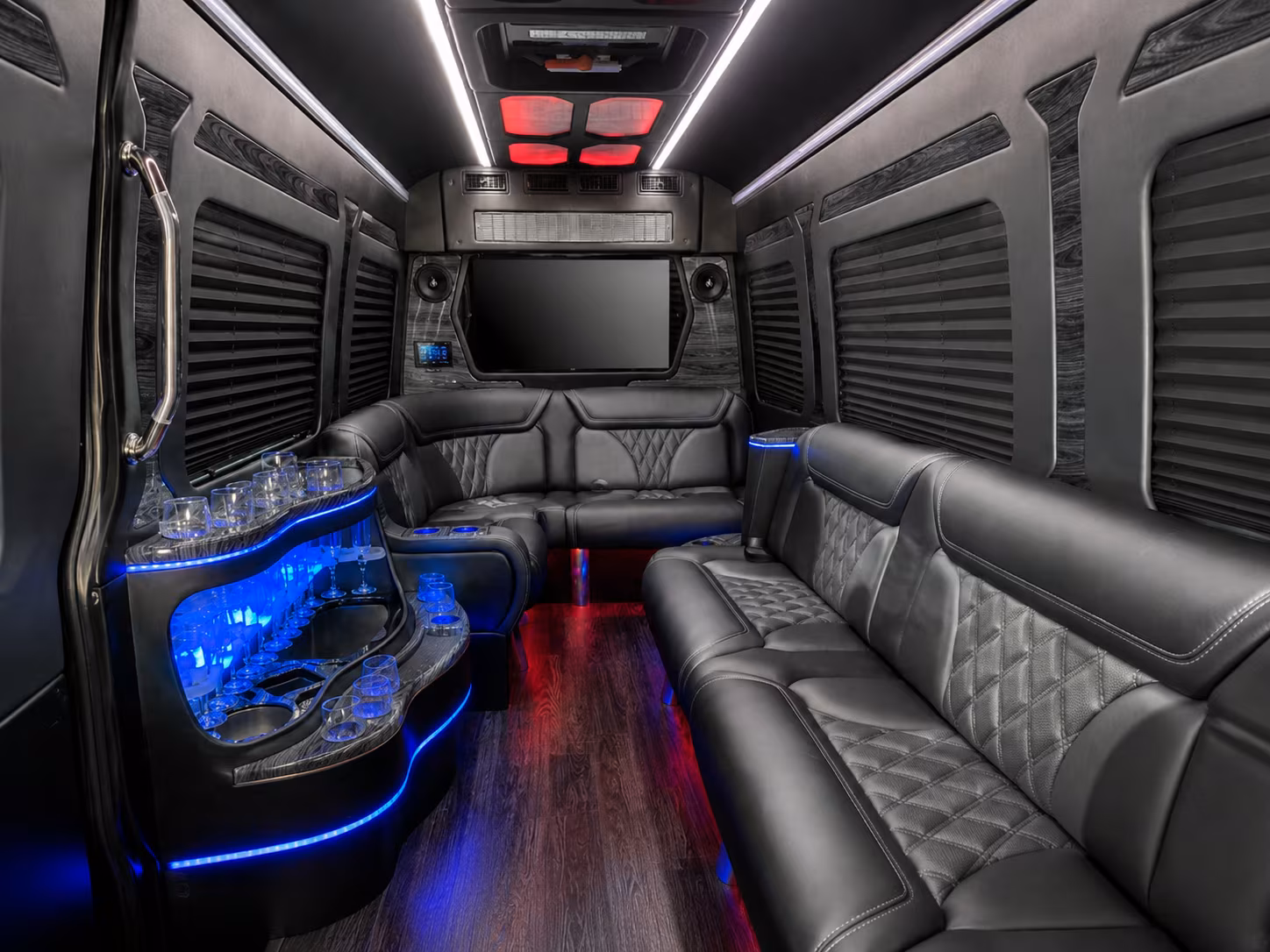 alexandria custom day trip and driving tour bus rentals