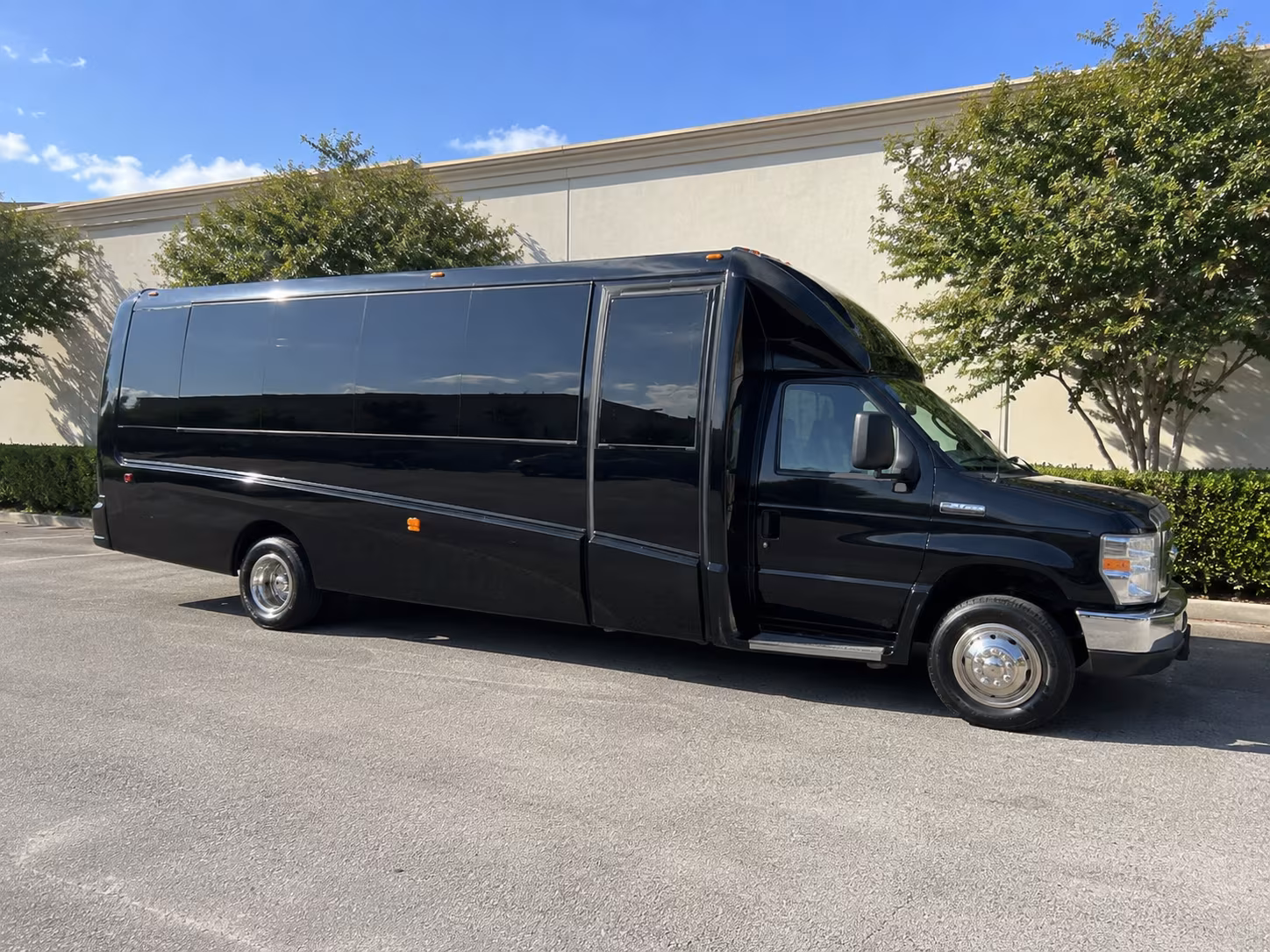 why book winery and brewery tours through alexandriashuttlebusrentals com